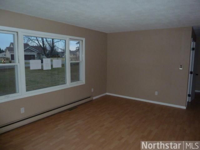9676 Crestview Dr, Saint Joseph, MN 56374