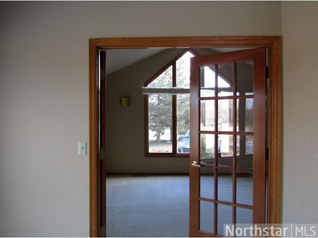 10248 Hilltop Ct, Champlin, MN 55316