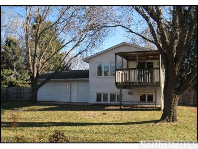 10255 Quaker Ln N, Maple Grove, MN 55369