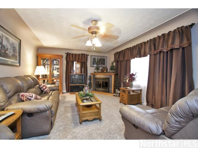 13411 Memorywood Dr, Baxter, MN 56425