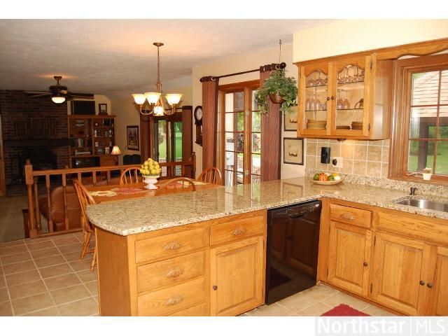 703 Columbus Ave S, New Prague, MN 56071