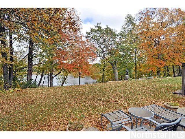 17810 Tioga Trl, Wayzata, MN 55391