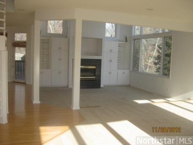 7740 W 95th St, Bloomington, MN 55438