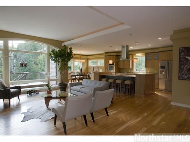 4744 Cumberland St, Shoreview, MN 55126