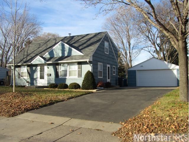 2600 W 84th St, Minneapolis, MN 55431