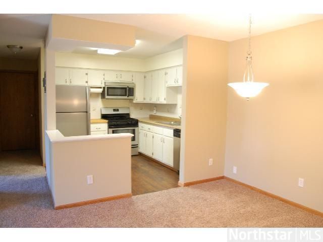 3915 Foss Rd #207, Saint Anthony, MN 55421