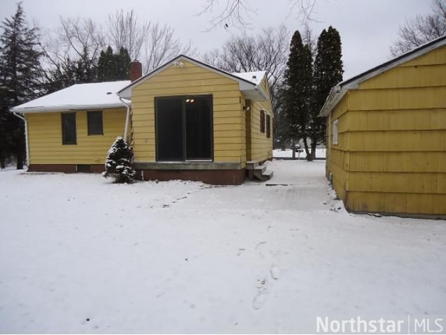 600 Emil Ave, Shoreview, MN 55126