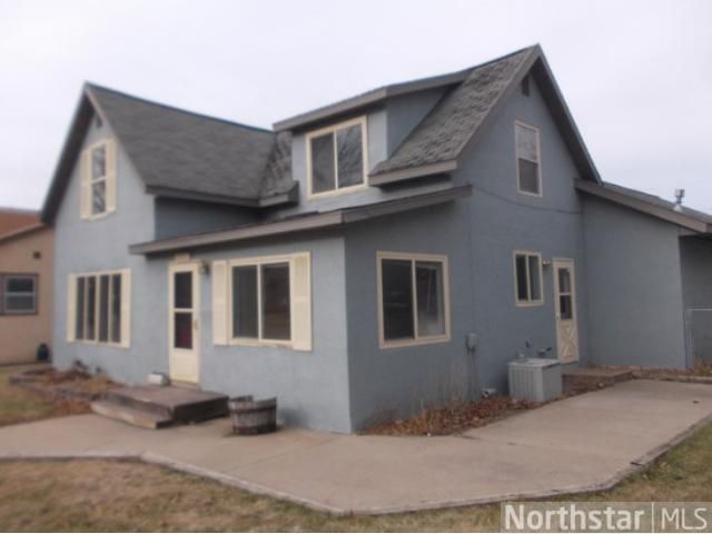 1713 Oak St, Brainerd, MN 56401