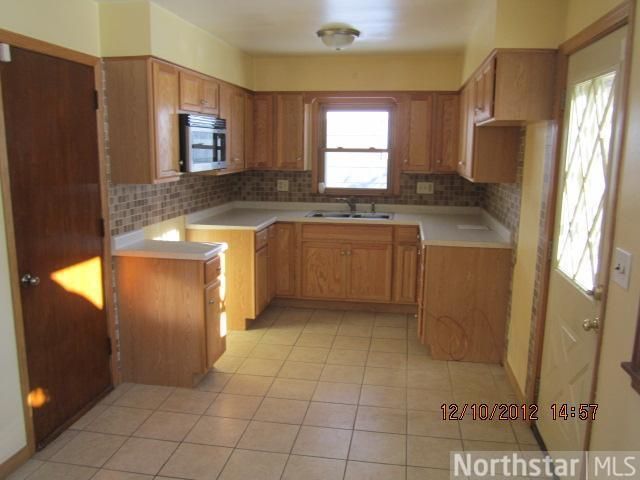 1715 W 72nd St, Minneapolis, MN 55423