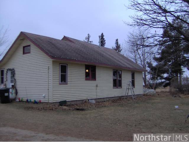 18365 420th St, Mcgregor, MN 55760