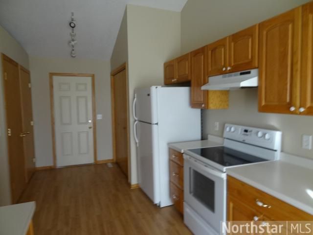 4392 Roberds Lake Trl, Faribault, MN 55021