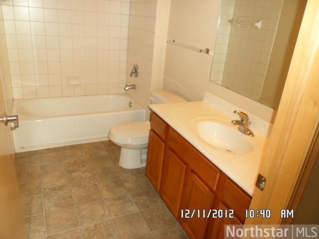 150 Burnsville Pw E #307, Burnsville, MN 55337