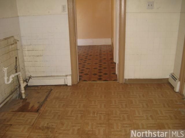 310 2nd St NW, New Richland, MN 56072