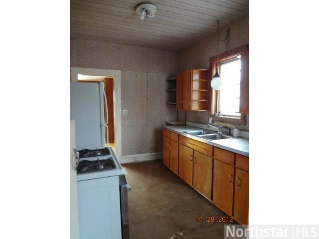 6157 Elm St, North Branch, MN 55056