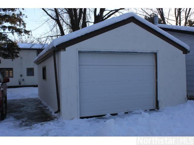 1565 Stillwater Ave, Saint Paul, MN 55106