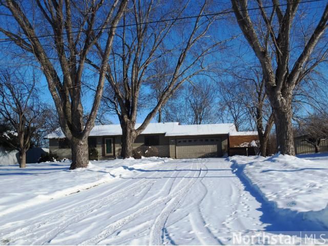 2804 Island View Ct, Saint Cloud, MN 56301