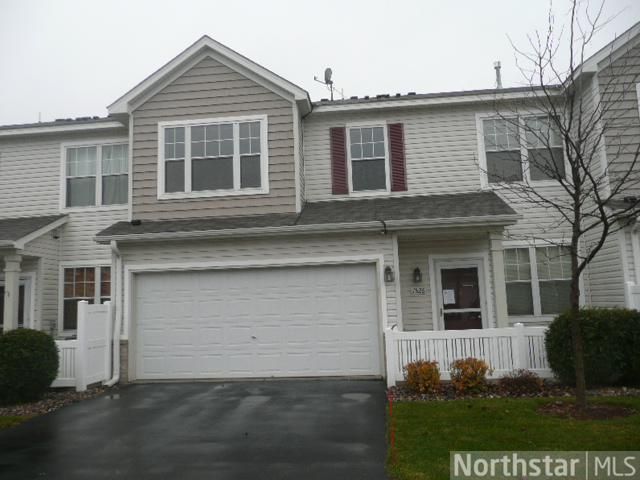 1526 Liberty Cir, Shakopee, MN 55379