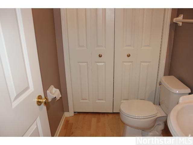 17885 Haralson Dr, Eden Prairie, MN 55347
