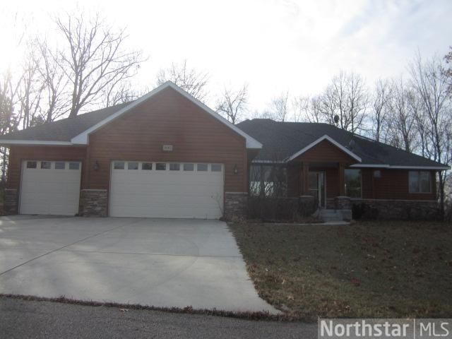 800 Overlook Ln, Victoria, MN 55386