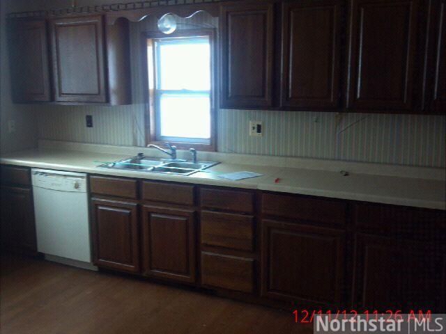 24421 Fallbrook Ave, Wyoming, MN 55025