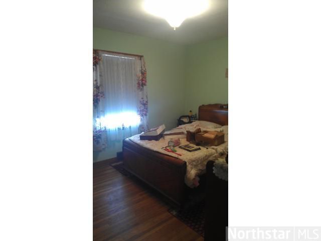 1668 Nebraska Ave E, Saint Paul, MN 55106