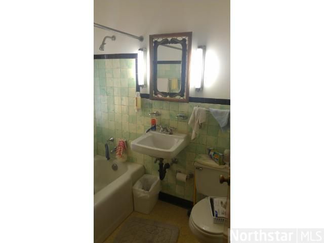 1668 Nebraska Ave E, Saint Paul, MN 55106