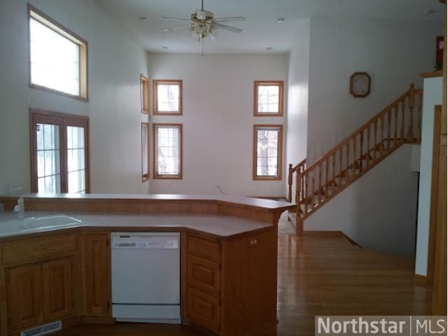 3236 Riverbank Dr, Isanti, MN 55040