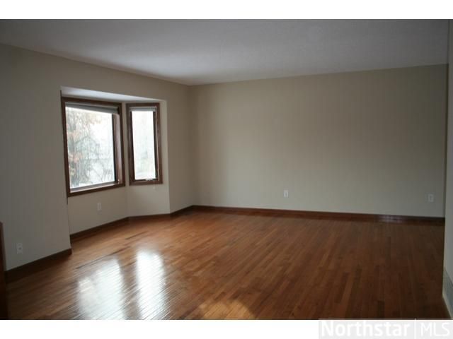 19238 Yale St NW, Elk River, MN 55330