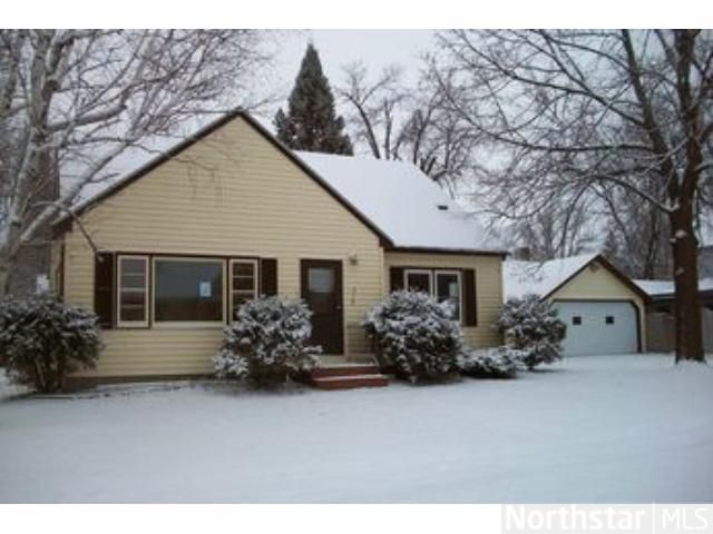 310 Cedar Ave E, Hector, MN 55342