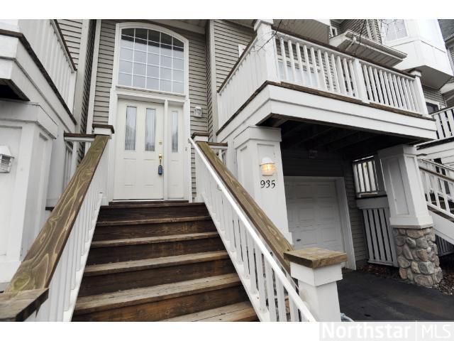 935 Fairfield Way, Minnetonka, MN 55305