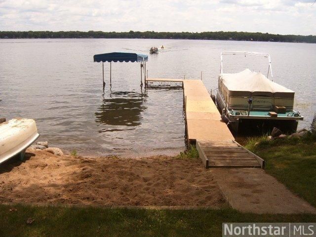 11122 Hoyer Ave NW, Annandale, MN 55302