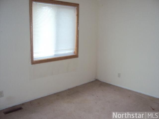 9317 Erickson Ct N, Brooklyn Park, MN 55428