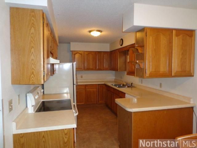 701 4th Ave SE, Little Falls, MN 56345