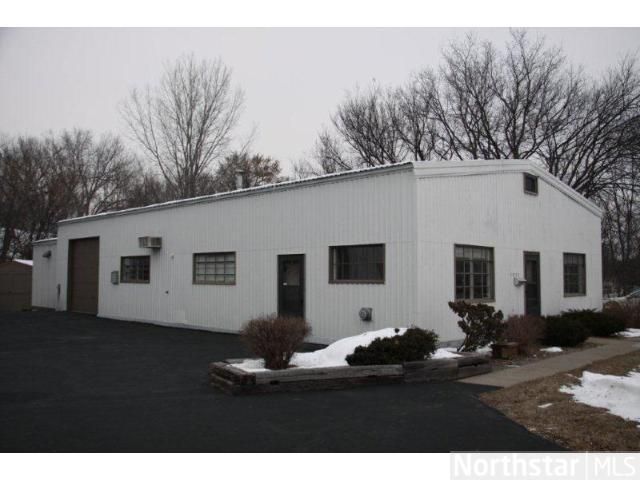 1201 6th St S, Hopkins, MN 55343