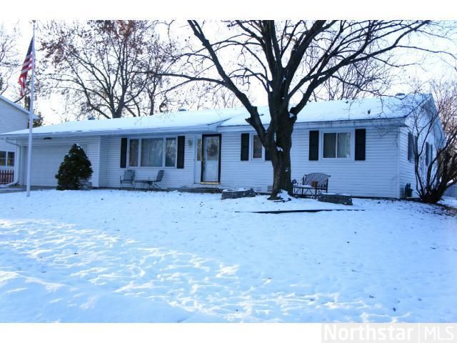 11420 Valley Ct, Burnsville, MN 55337