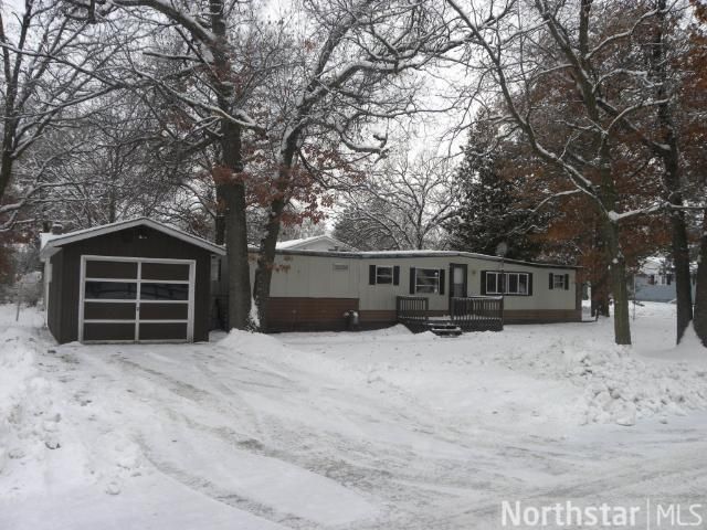 938 7th St NE, Staples, MN 56479