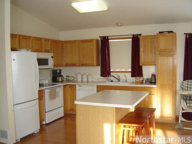 5643 Loon Dr, Big Lake, MN 55309