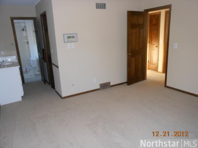 6108 Eden Prairie Rd, Minneapolis, MN 55436