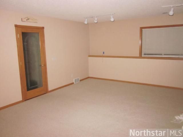 1109 3rd Ave S, Isanti, MN 55040