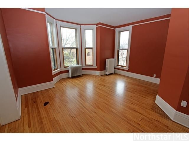 739 Marshall Ave, Saint Paul, MN 55104