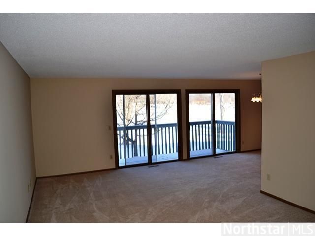 11194 Westwind Dr, Eden Prairie, MN 55344