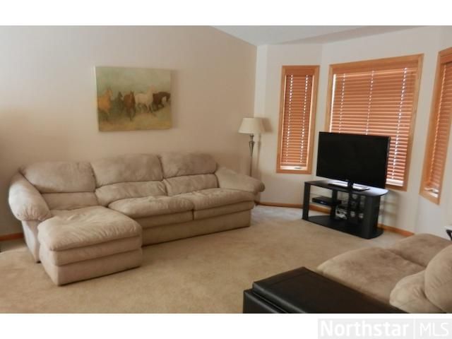 602 Sunset St, Buffalo, MN 55313