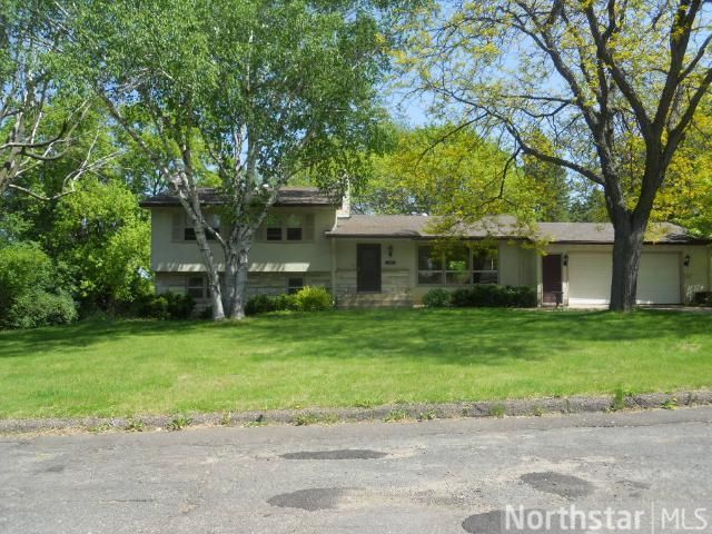6438 Ojibway Pa, Lino Lakes, MN 55014