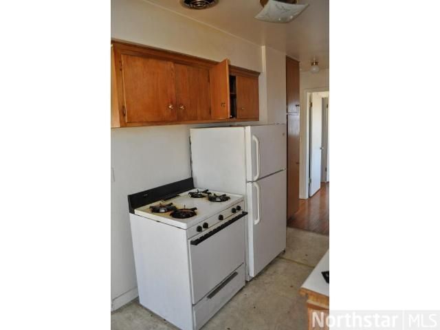 264 Robie St W, West Saint Paul, MN 55107
