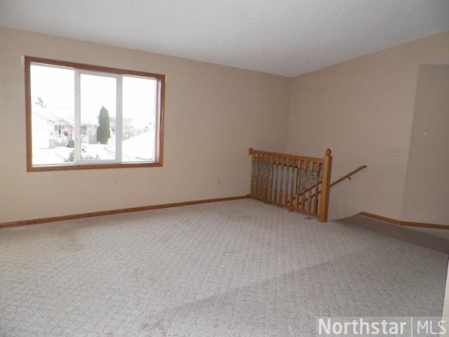 424 Cottonwood Ave NW, Saint Michael, MN 55376