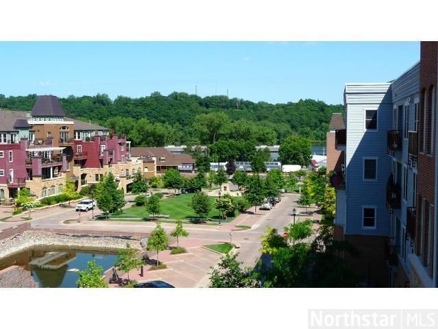 620 N Main St #417, Stillwater, MN 55082