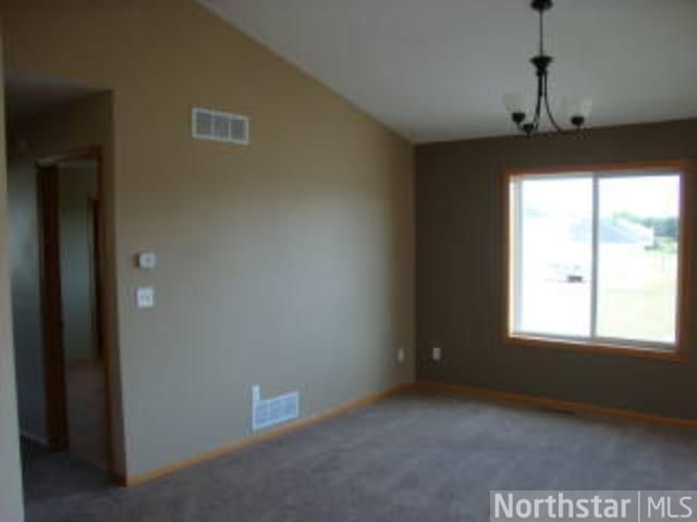 1722 Timberdoodle Dr, Saint Cloud, MN 56303