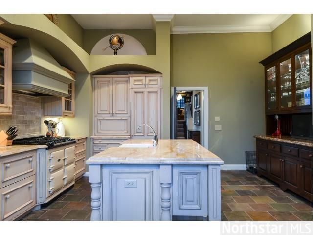 404 River St, Minneapolis, MN 55401