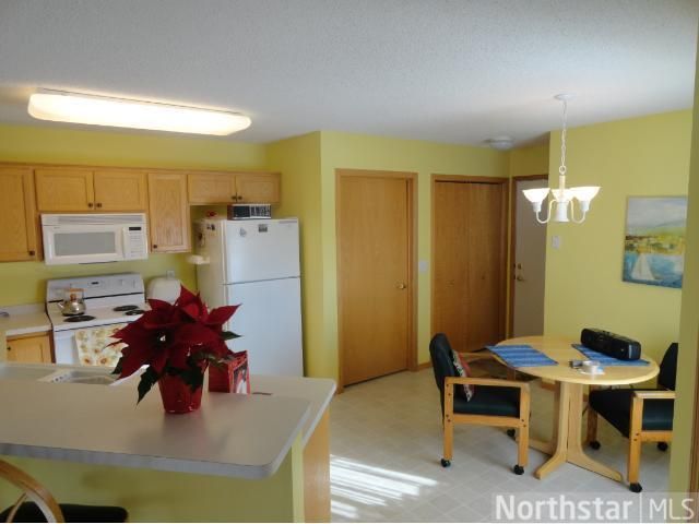 9323 Eagle Ct, Monticello, MN 55362