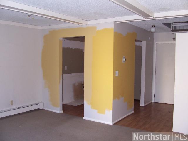 7236 72nd Ln N #206, Minneapolis, MN 55428